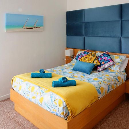 A Beautiful Apartment With Stunning Sea Views & Private Balcony Bournemouth Exterior foto